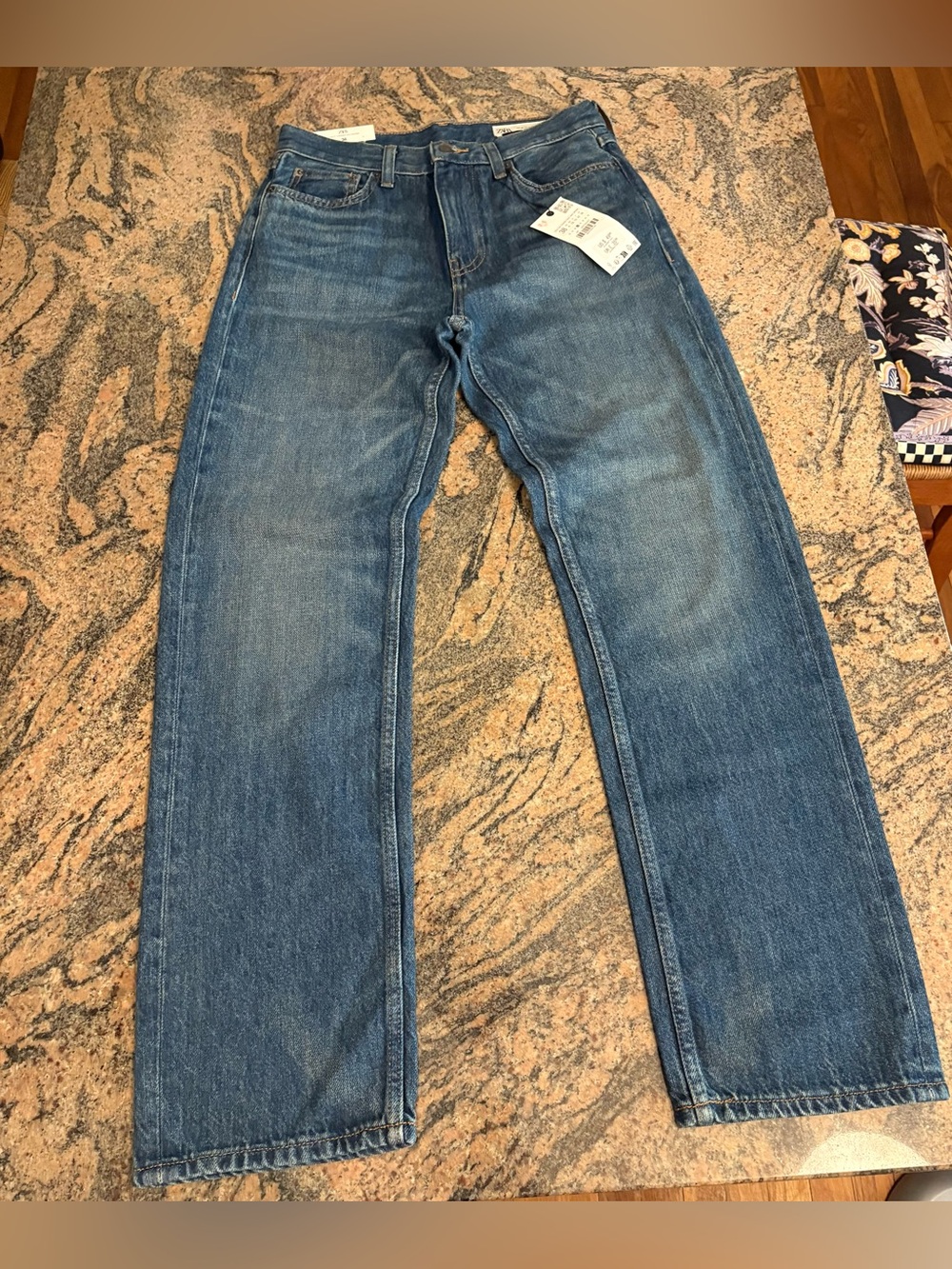 Zara The Mid Rise Straight Jeans Medium Blue Size 38 (US 6), NWT